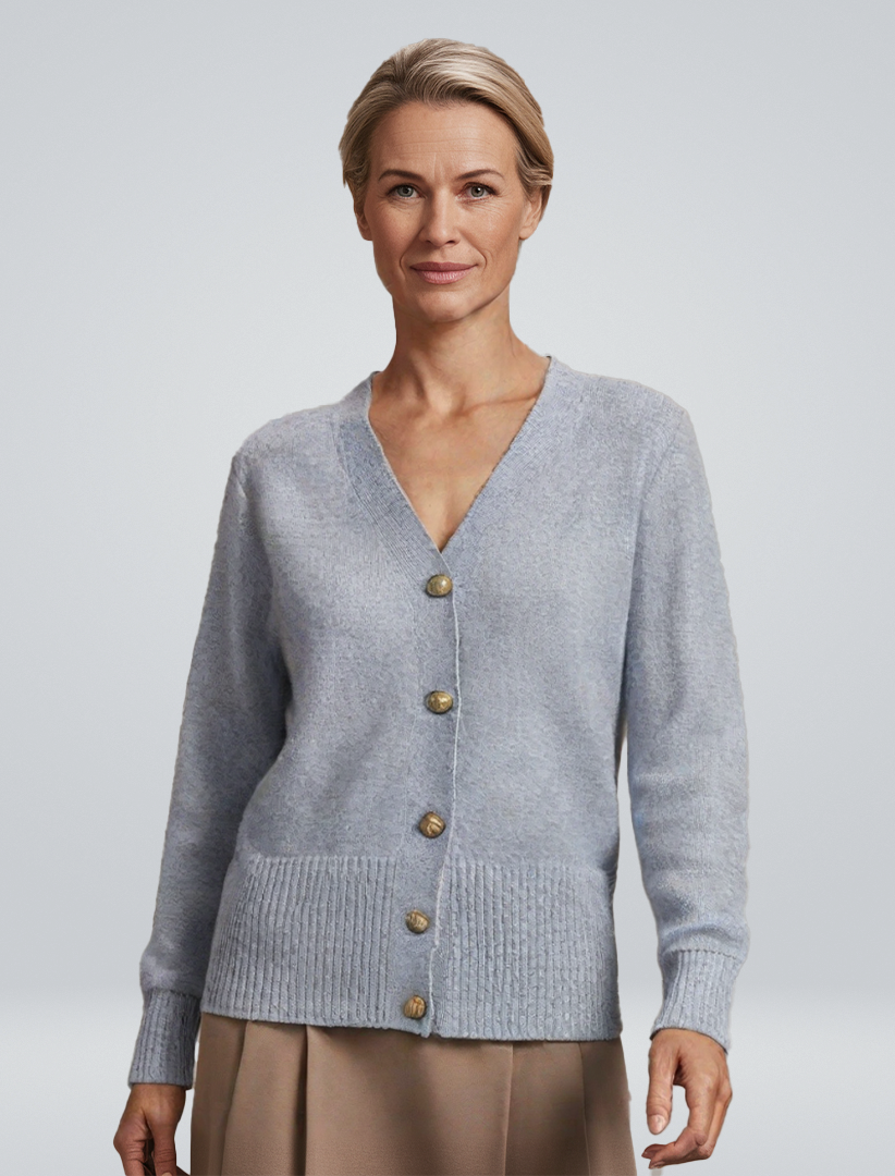 LINE. Knit