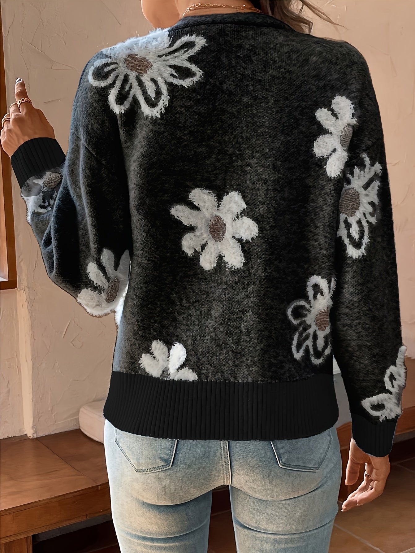 NINA. Knit