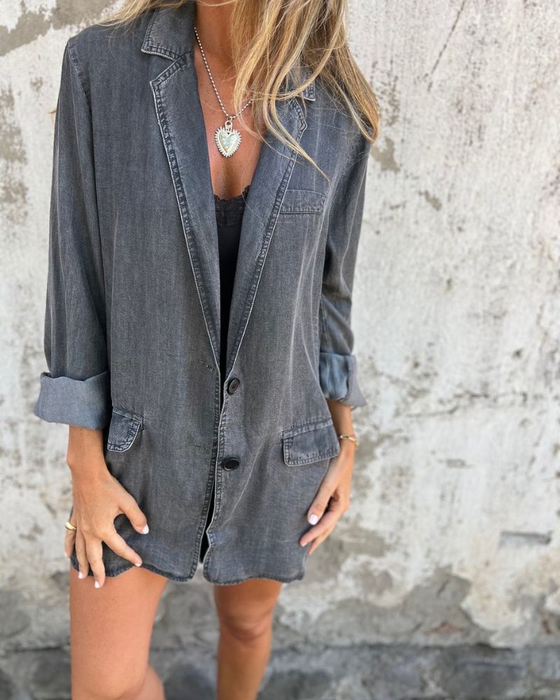MIREIA. Blazer