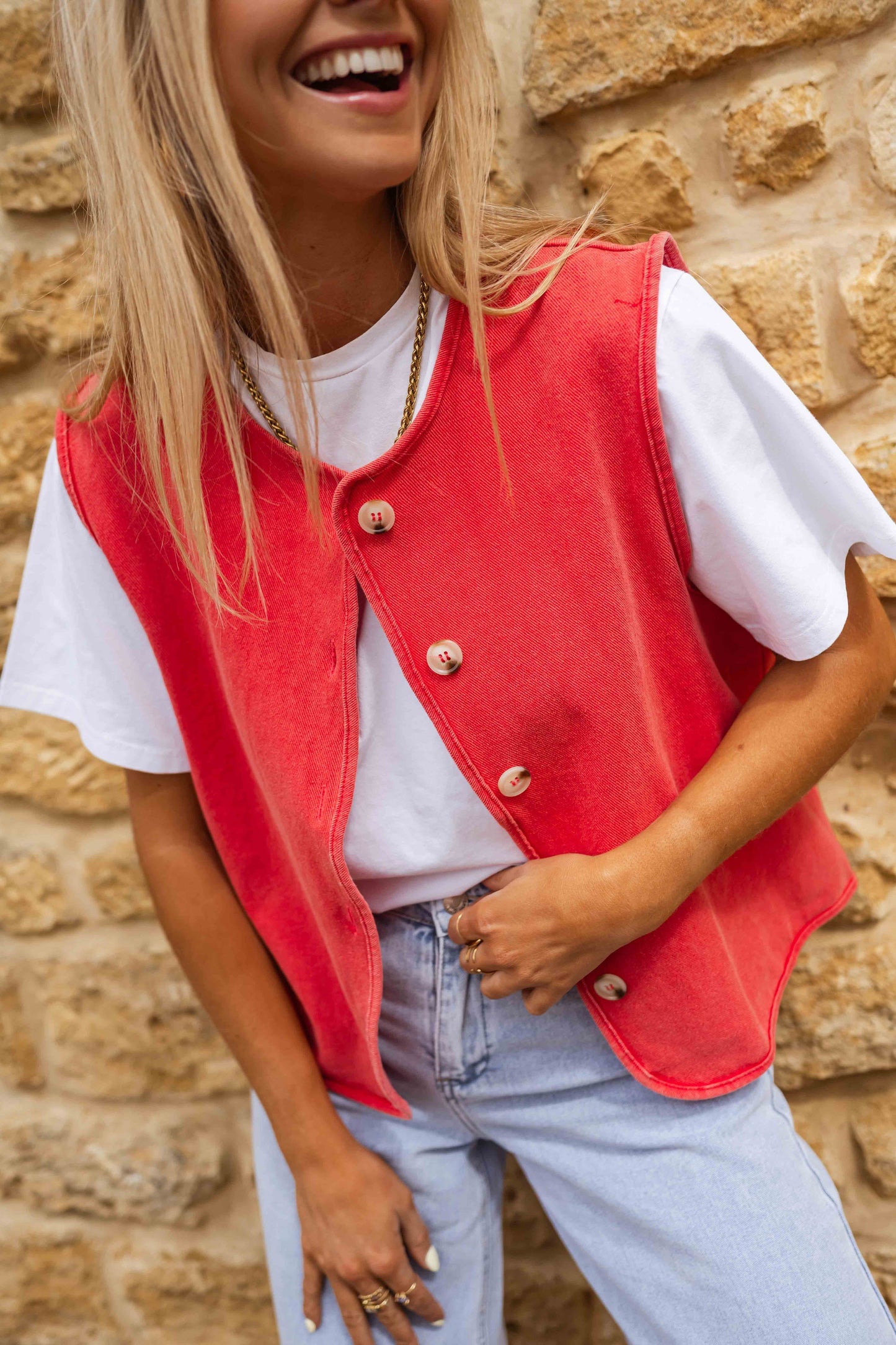LINA. Vest
