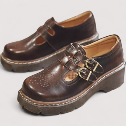 VIOLA. Shoes