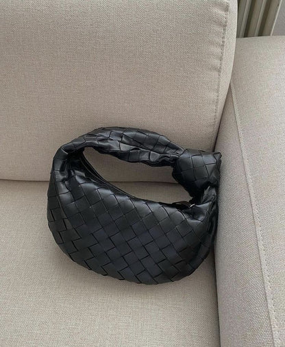 MARIK. Bag