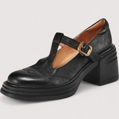 VERA. Moccasins