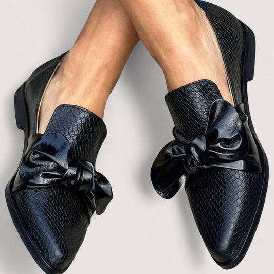 ELENA. Heels