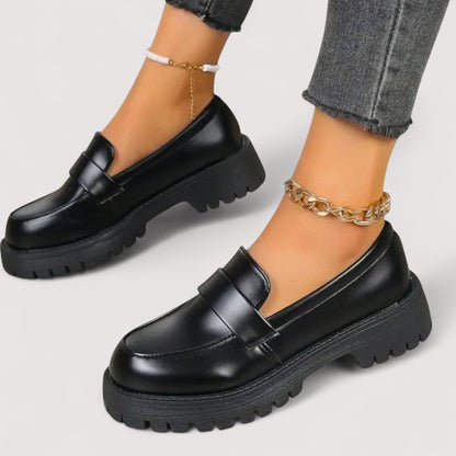 GIADA. Moccasins
