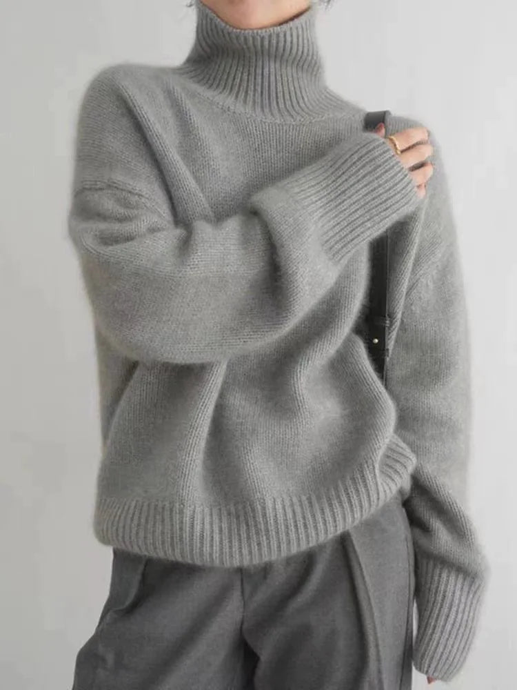 ISABELLA. Sweater