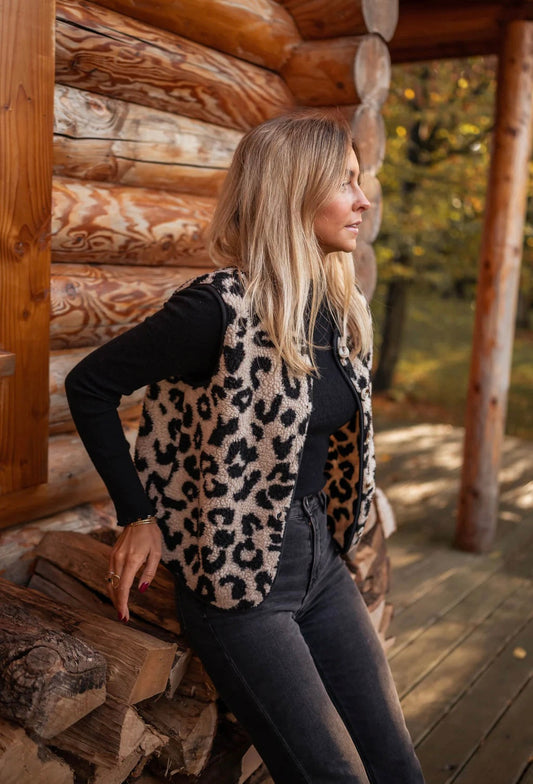 ASTRID. Vest