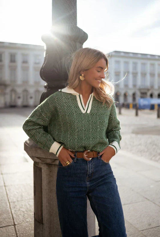 ELIMA. Knit