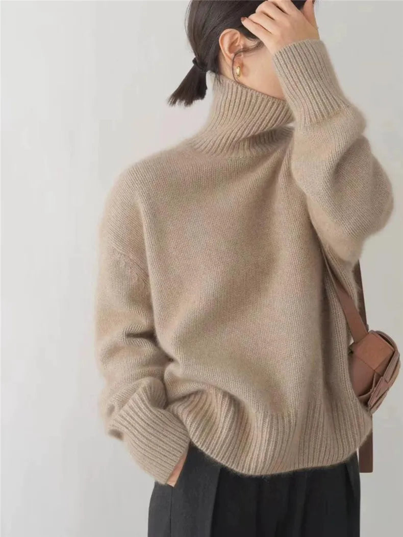 ISABELLA. Sweater