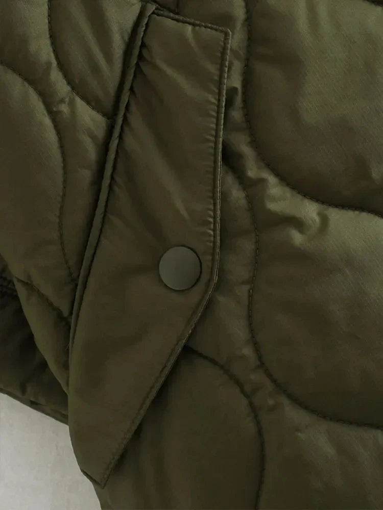 CRISELDA. Jacket