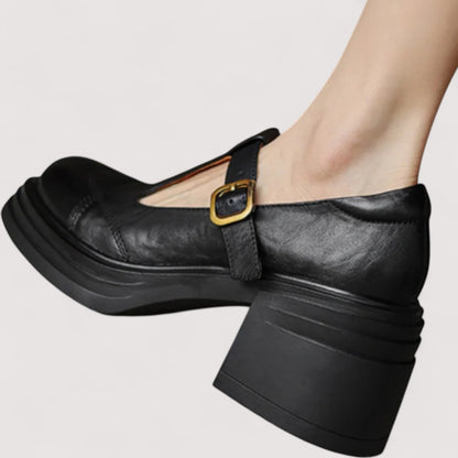 VERA. Moccasins