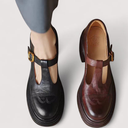 VERA. Moccasins