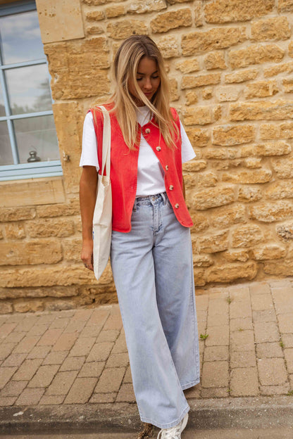LINA. Vest