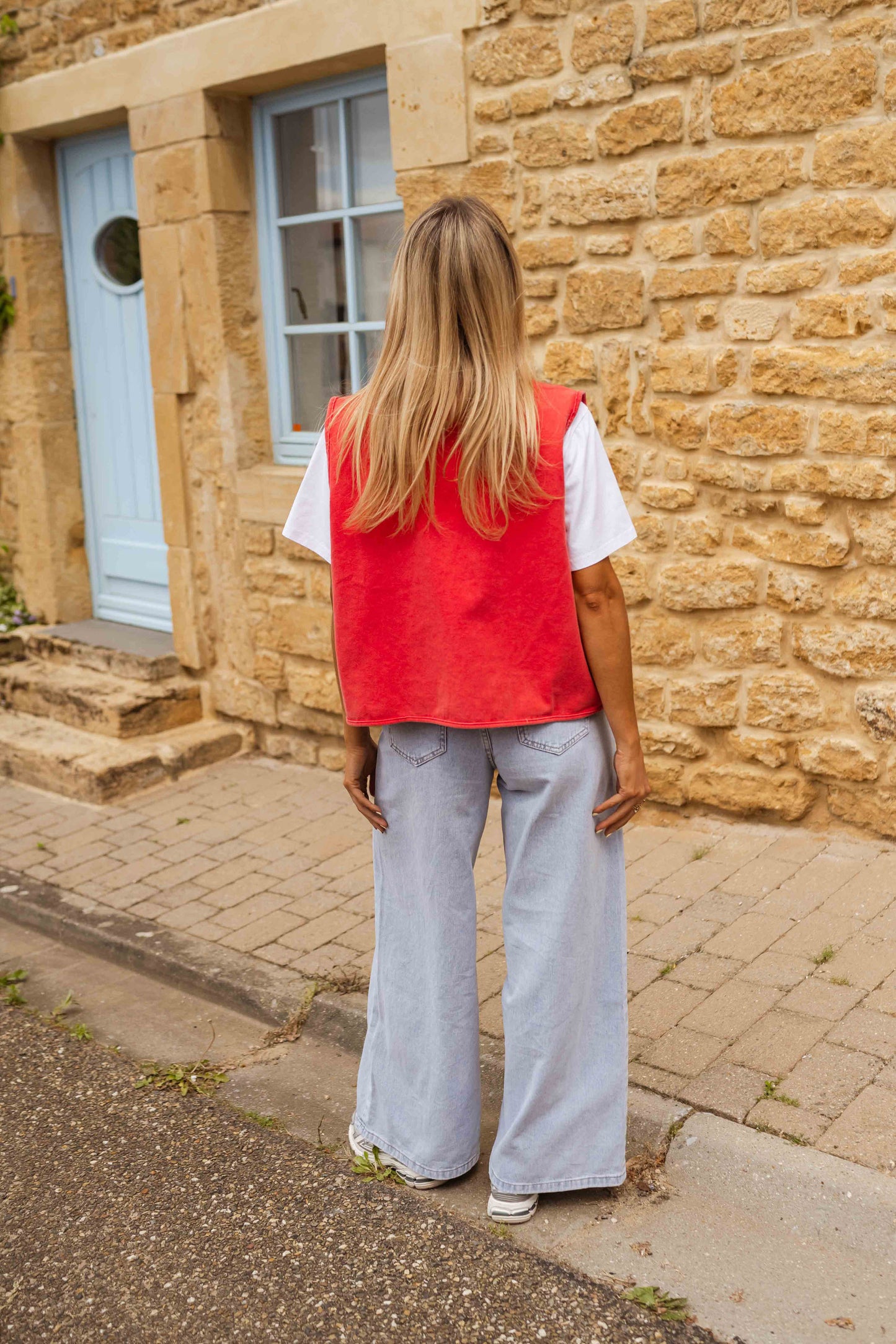 LINA. Vest