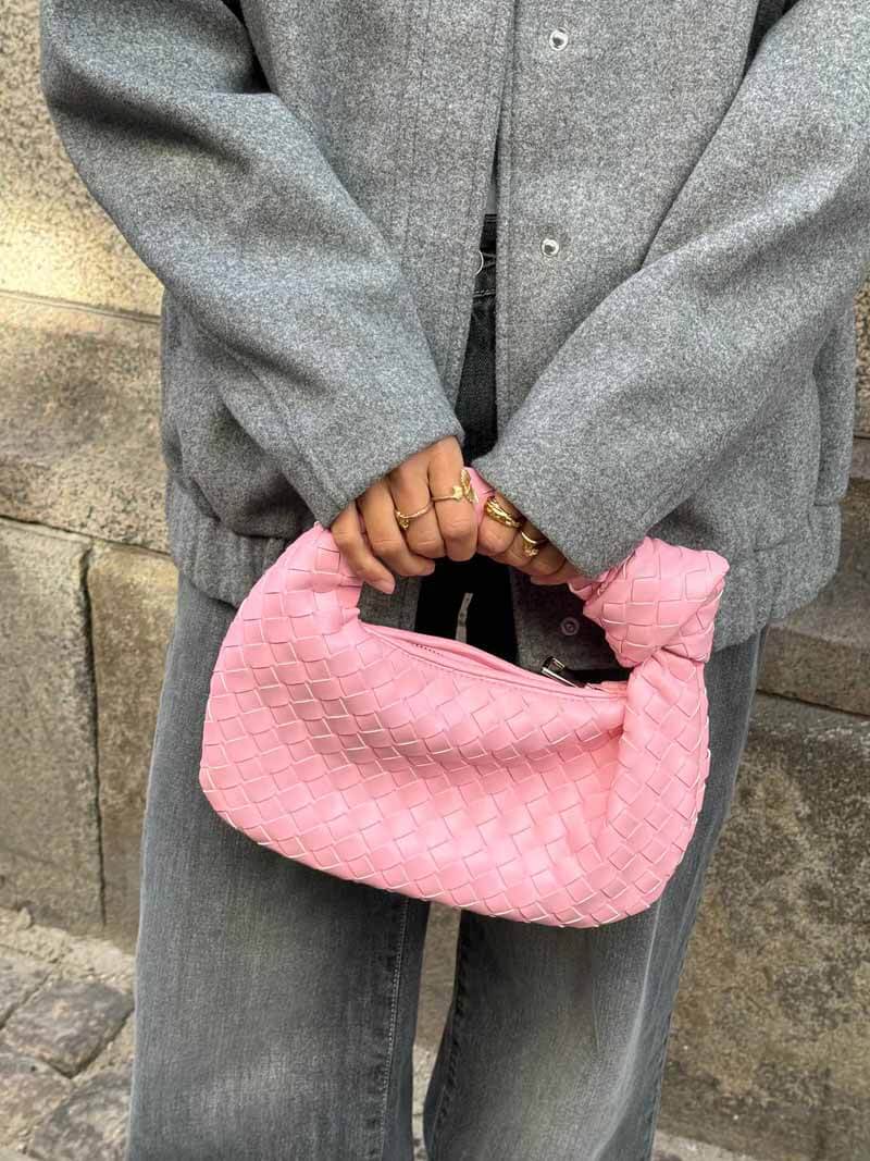 MARIK. Bag