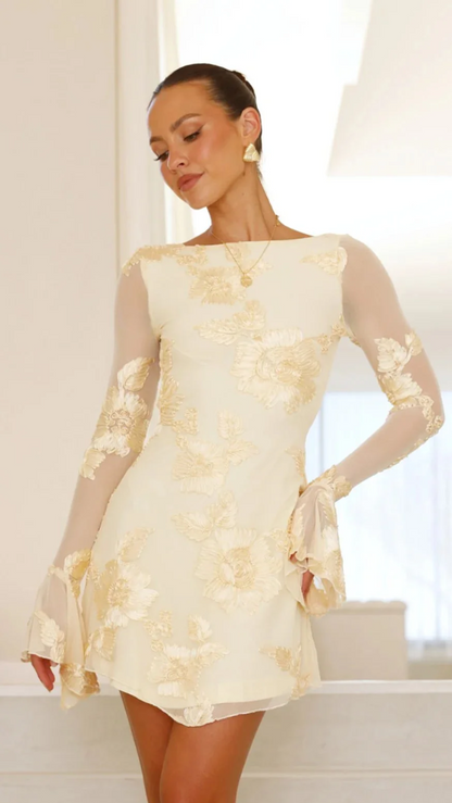 JULIA. Dress