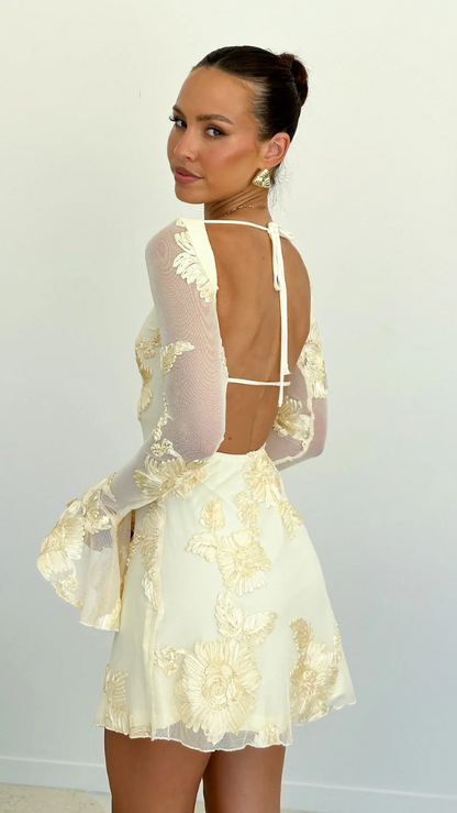 JULIA. Dress